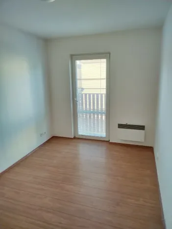 Pronájem bytu 2+kk, Pardubice, Pichlova, 65 m2