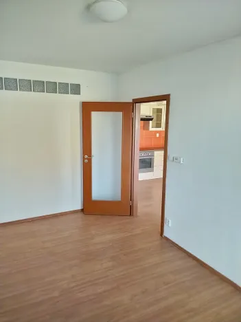 Pronájem bytu 2+kk, Pardubice, Pichlova, 65 m2