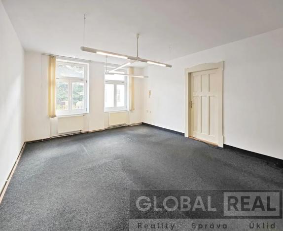 Pronájem kanceláře, Jihlava, Fibichova, 47 m2