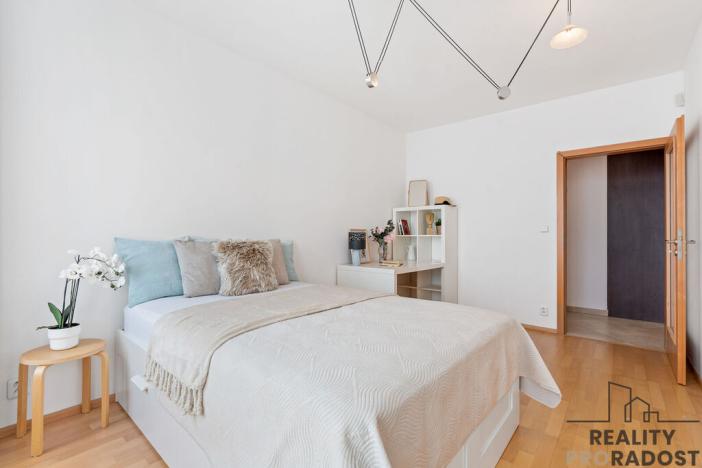 Prodej bytu 2+kk, Praha - Stodůlky, Tlumačovská, 62 m2