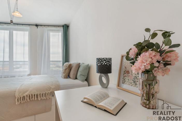 Prodej bytu 2+kk, Praha - Stodůlky, Tlumačovská, 62 m2