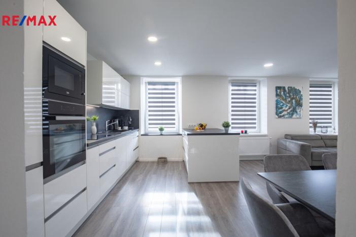 Prodej bytu 3+kk, Litvínov - Horní Litvínov, Podkrušnohorská, 76 m2