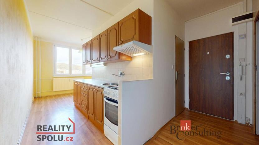 Prodej bytu 2+1, Chomutov, Pod Břízami, 60 m2