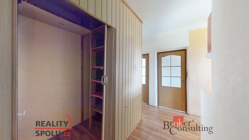 Prodej bytu 2+1, Chomutov, Pod Břízami, 60 m2