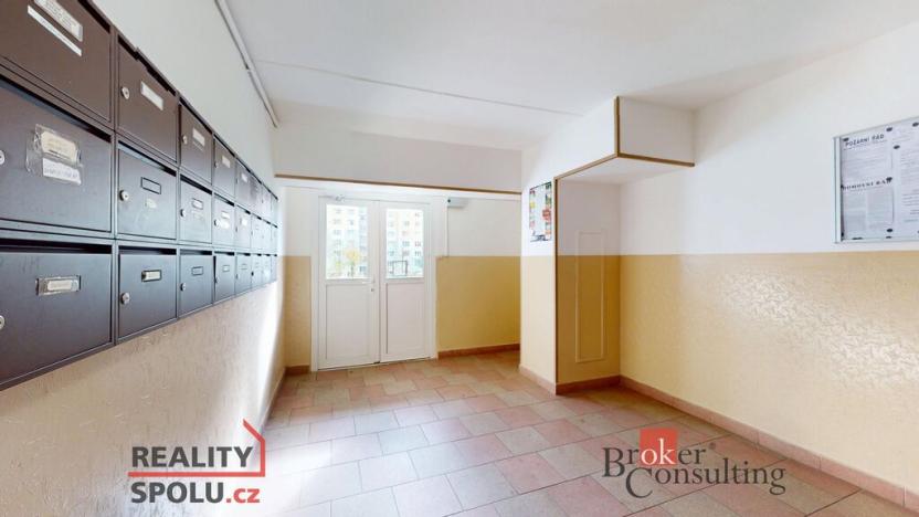 Prodej bytu 2+1, Chomutov, Pod Břízami, 60 m2