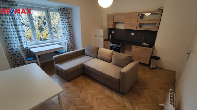 Pronájem bytu 2+kk, Olomouc - Nová Ulice, Wolkerova, 45 m2