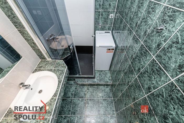 Pronájem bytu 2+kk, Praha - Michle, Ohradní, 42 m2