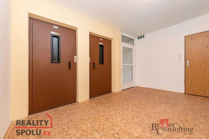 Pronájem bytu 2+kk, Praha - Michle, Ohradní, 42 m2