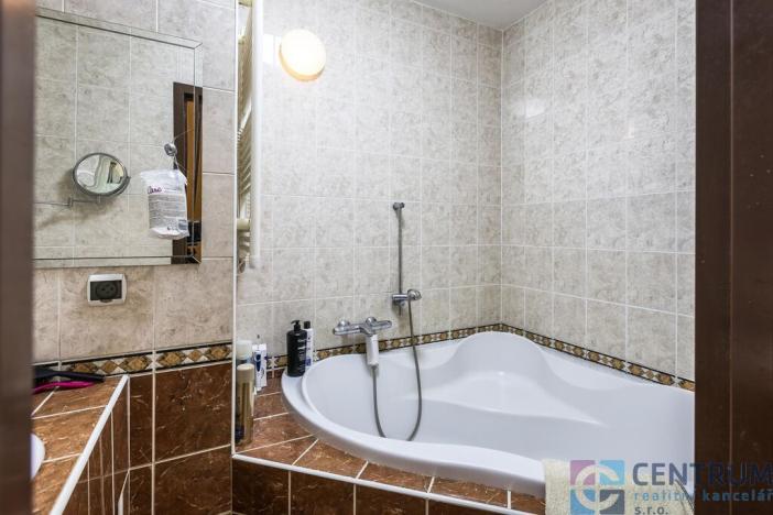 Prodej bytu 3+1, Jablonec nad Nisou - Proseč nad Nisou, U Tenisu, 100 m2