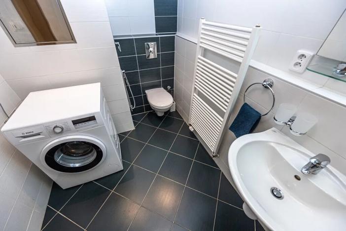 Pronájem bytu 2+kk, Praha - Stodůlky, Švejcarovo náměstí, 57 m2