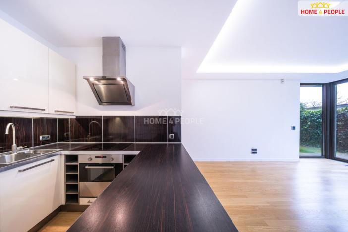 Prodej bytu 2+kk, Praha - Podolí, Jeremenkova, 62 m2