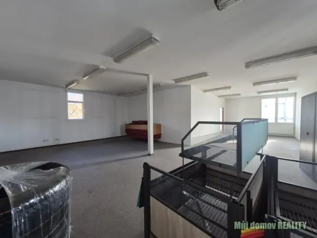 Pronájem kanceláře, Praha - Uhříněves, Kašperská, 100 m2