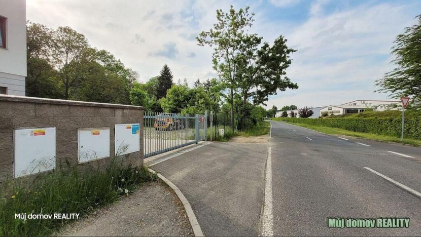 Prodej bytu 1+kk, Praha - Uhříněves, Bečovská, 32 m2