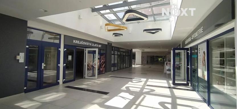 Pronájem obchodního prostoru, Praha - Stodůlky, Prusíkova, 102 m2