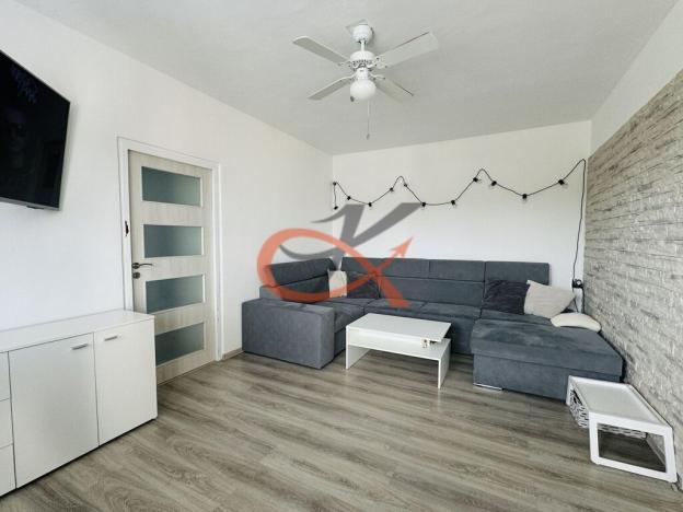 Prodej bytu 2+kk, Zubří, Sídlištní, 52 m2