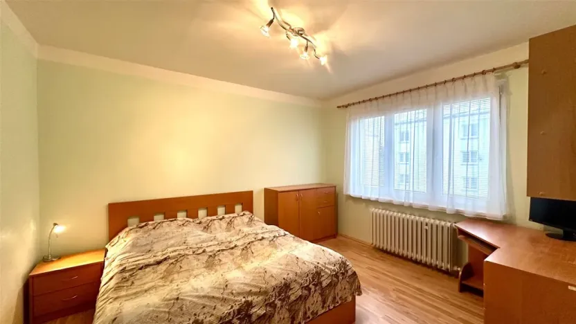 Prodej bytu 2+1, Cheb, Kosmonautů, 51 m2