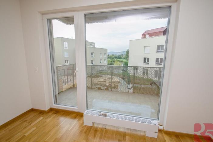 Pronájem bytu 2+kk, Praha - Modřany, Kolmanova, 61 m2