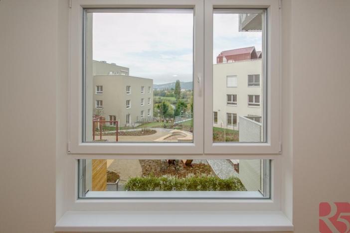 Pronájem bytu 2+kk, Praha - Modřany, Kolmanova, 61 m2