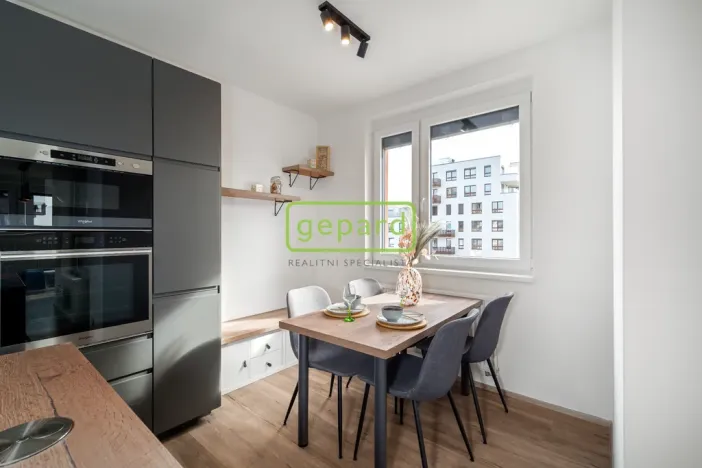 Pronájem bytu 3+kk, Praha, Honzíkova, 86 m2