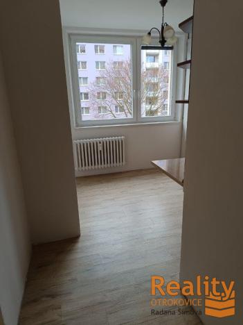 Pronájem bytu 1+1, Napajedla, Nábřeží, 34 m2