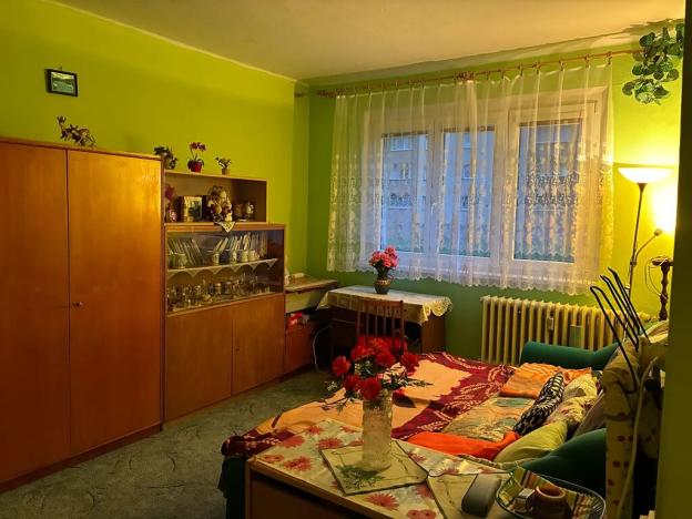 Prodej bytu 2+1, Karviná, tř. Těreškovové, 56 m2