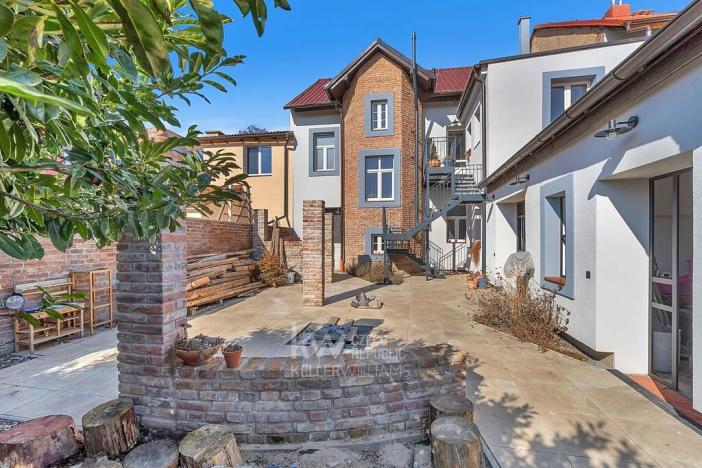 Pronájem rodinného domu, Velim, Palackého, 270 m2