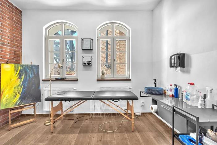 Pronájem rodinného domu, Velim, Palackého, 270 m2