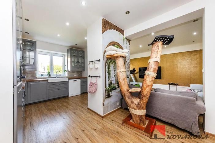 Prodej rodinného domu, Černuc, 126 m2