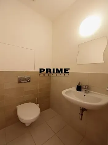 Pronájem kanceláře, Praha - Smíchov, Štefánikova, 55 m2