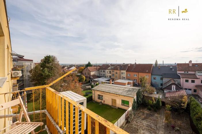 Prodej bytu 3+kk, Slavkov u Brna, Komenského náměstí, 67 m2