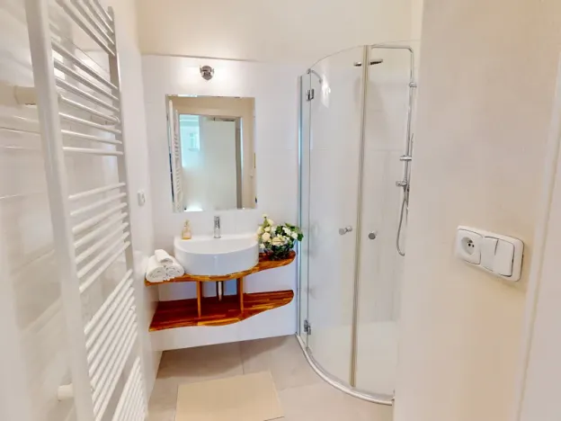 Prodej bytu 2+1, Praha - Holešovice, U Uranie, 55 m2