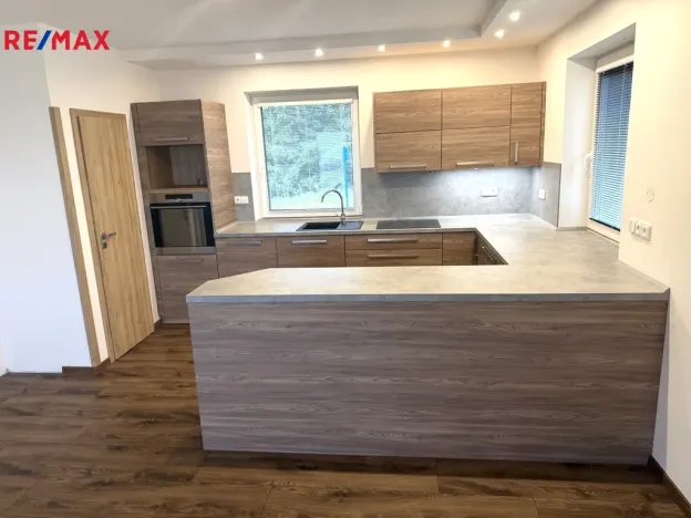 Prodej rodinného domu, Předín, 150 m2