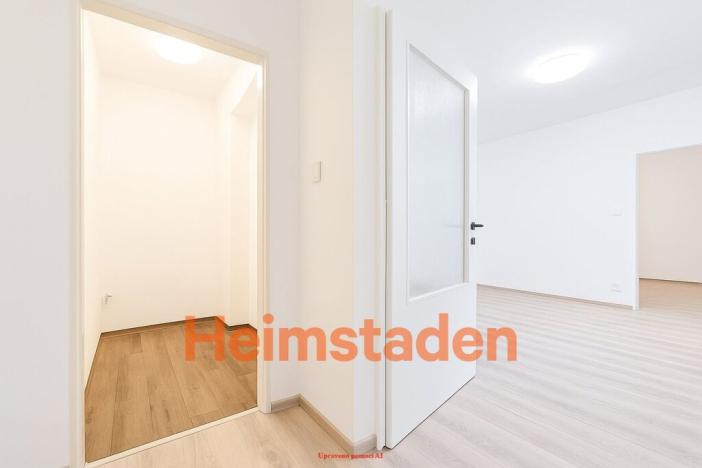 Pronájem bytu 2+1, Ostrava - Poruba, náměstí Boženy Němcové, 71 m2