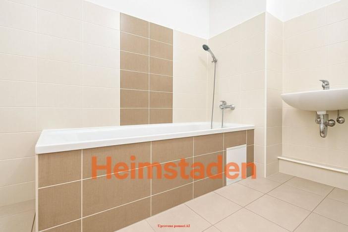 Pronájem bytu 2+1, Ostrava - Poruba, Hlavní třída, 70 m2