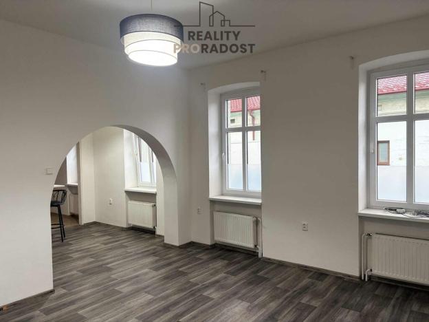 Pronájem bytu 2+1, Ostrava, Tavičská, 78 m2