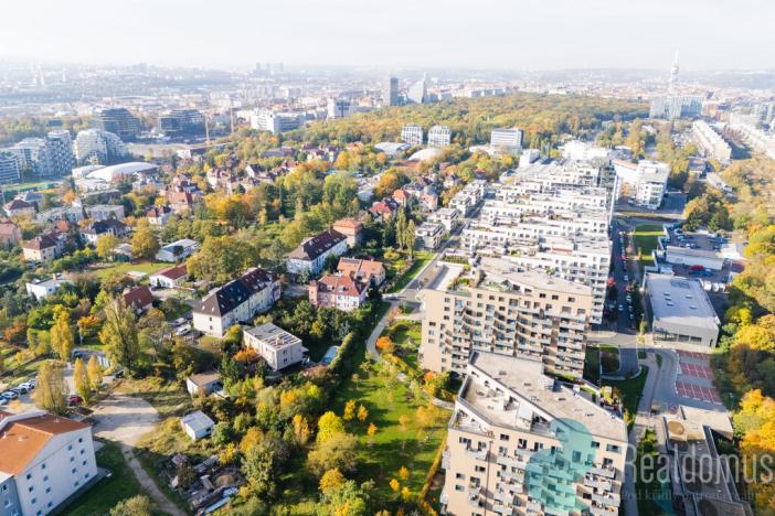 Prodej bytu 2+kk, Praha, Zvěřinova, 60 m2