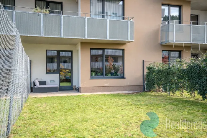 Prodej bytu 2+kk, Praha, Zvěřinova, 145 m2