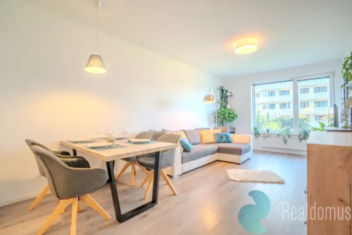 Prodej bytu 2+kk, Praha, Zvěřinova, 145 m2