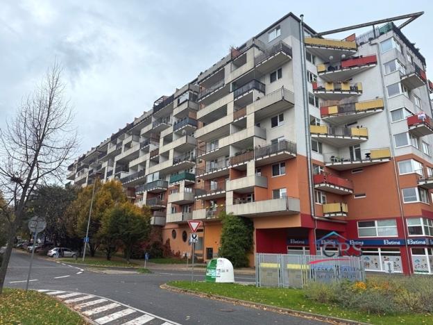 Pronájem bytu 3+kk, Praha - Vysočany, Pod Harfou, 75 m2