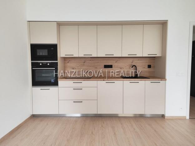 Pronájem bytu 2+kk, České Budějovice - České Budějovice 3, Hálkova, 47 m2