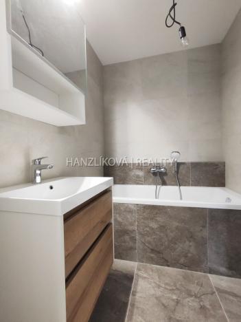 Pronájem bytu 2+kk, České Budějovice - České Budějovice 3, Hálkova, 47 m2