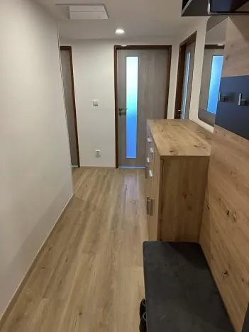 Pronájem bytu 3+1, Praha - Strašnice, Černokostelecká, 68 m2