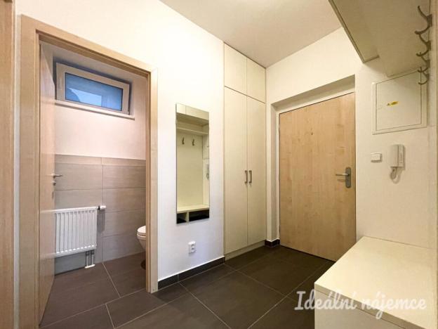 Pronájem bytu 1+kk, Brno, U Leskavy, 34 m2