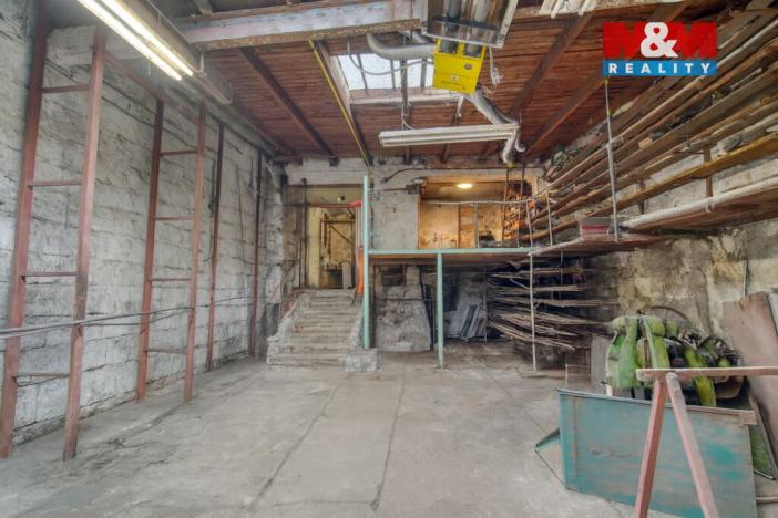 Prodej rodinného domu, Karlovy Vary - Dvory, Chebská, 203 m2