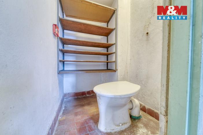 Prodej rodinného domu, Karlovy Vary - Dvory, Chebská, 203 m2