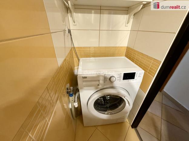 Pronájem bytu 2+1, Mariánské Lázně - Úšovice, Kubelíkova, 62 m2