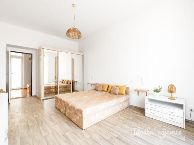 Pronájem bytu 2+1, Praha - Nusle, Mikuláše z Husi, 80 m2