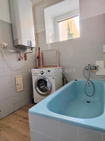 Pronájem bytu 1+kk, České Budějovice - České Budějovice 3, Jírovcova, 34 m2