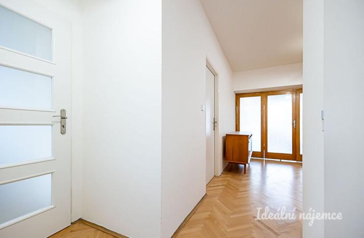 Pronájem bytu 4+kk, Praha - Podolí, Jeremenkova, 94 m2