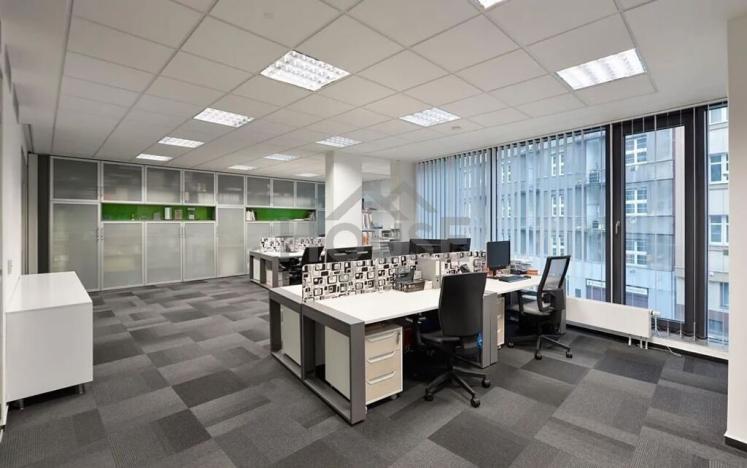 Prodej kanceláře, Praha - Nusle, Pod pramenem, 616 m2